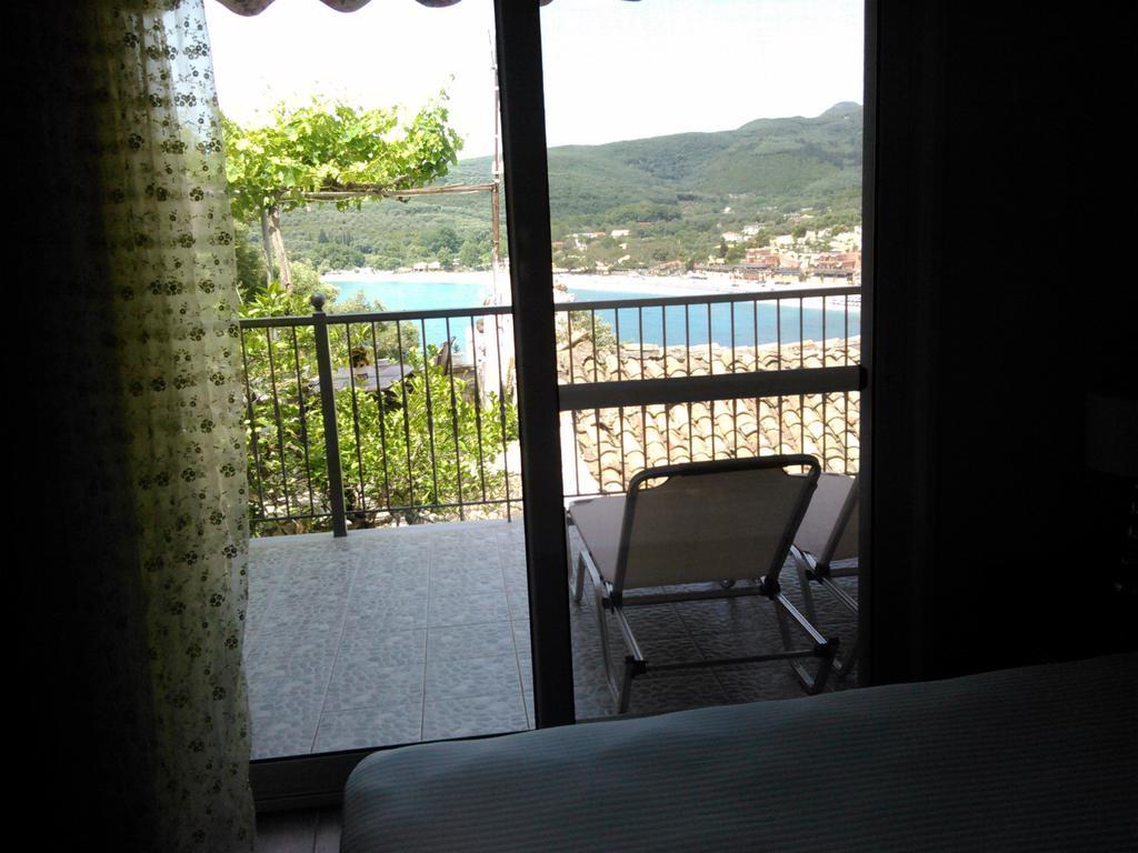 Paraskevi'S Luxury Studios Parga Room photo