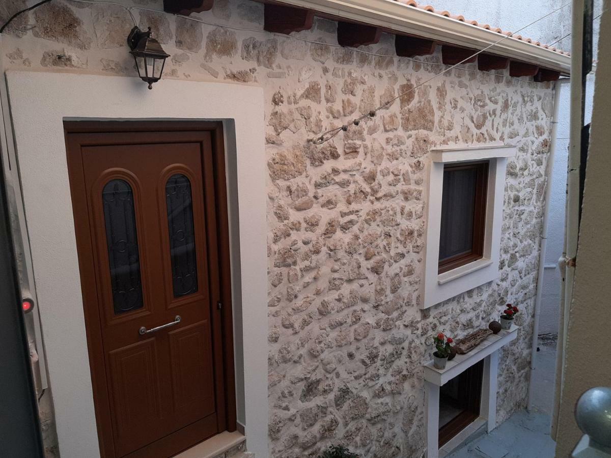 Paraskevi'S Luxury Studios Parga Exterior photo